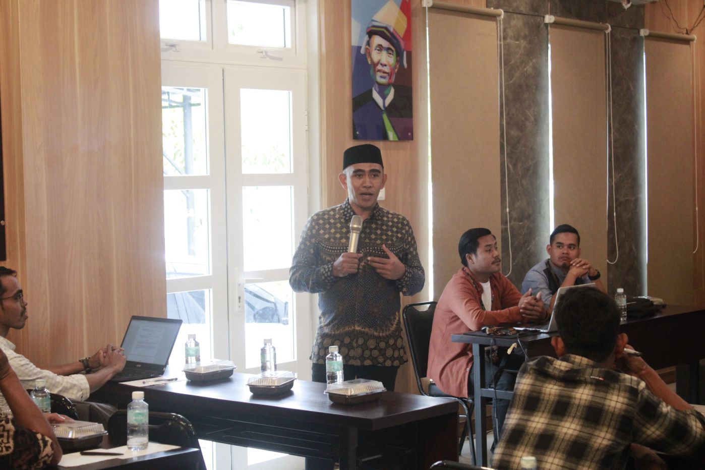 Sosialisasi dan Implementasi Peraturan Bawaslu dan Non Bawaslu. Fajran Zain : Jangan Berharap Negeri Ini Bebas Korupsi Kalau Suara Anda Bisa di Beli!